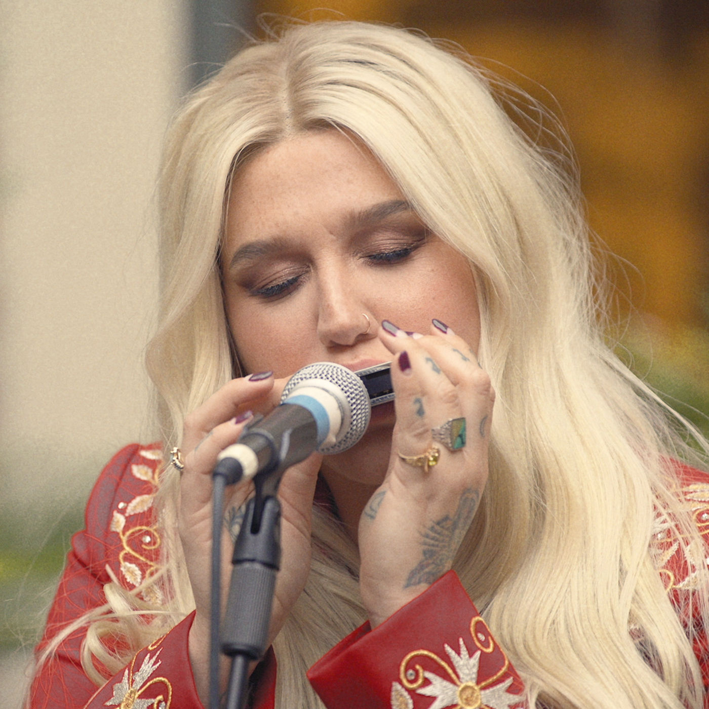 Ke$ha – Here Comes The Change (Live Acoustic)【44.1kHz／16bit】美国区-OppsUpro音乐帝国