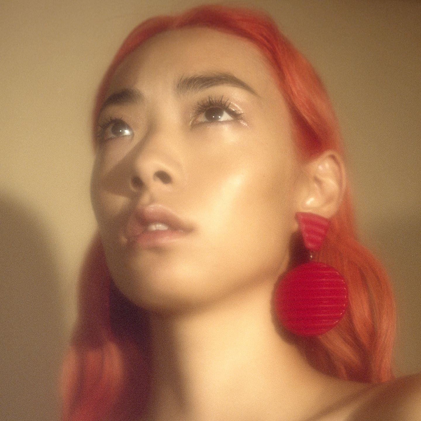 Rina Sawayama – Tunnel Vision (feat. Shamir)【44.1kHz／16bit】西班牙区-OppsUpro音乐帝国