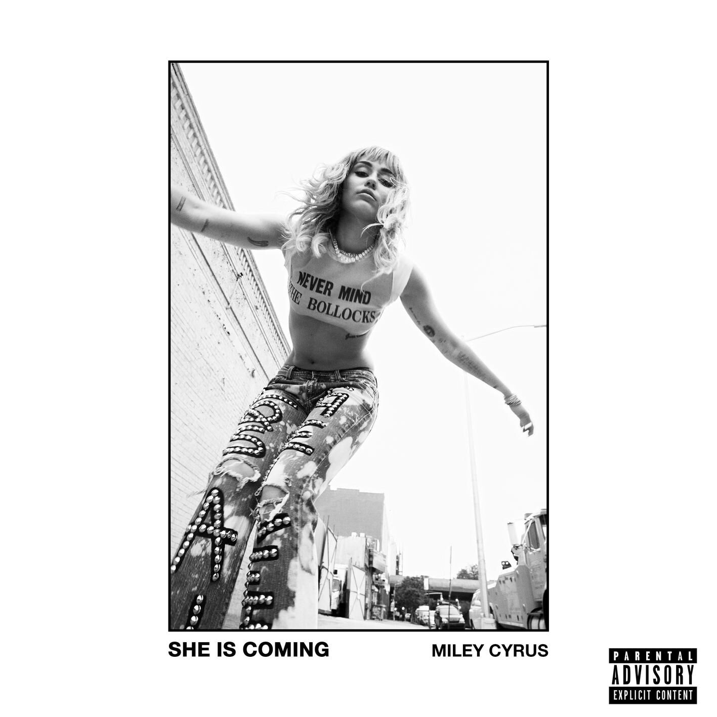 Miley Cyrus – SHE IS COMINGⒺ【44.1kHz／24bit】英国区-OppsUpro音乐帝国