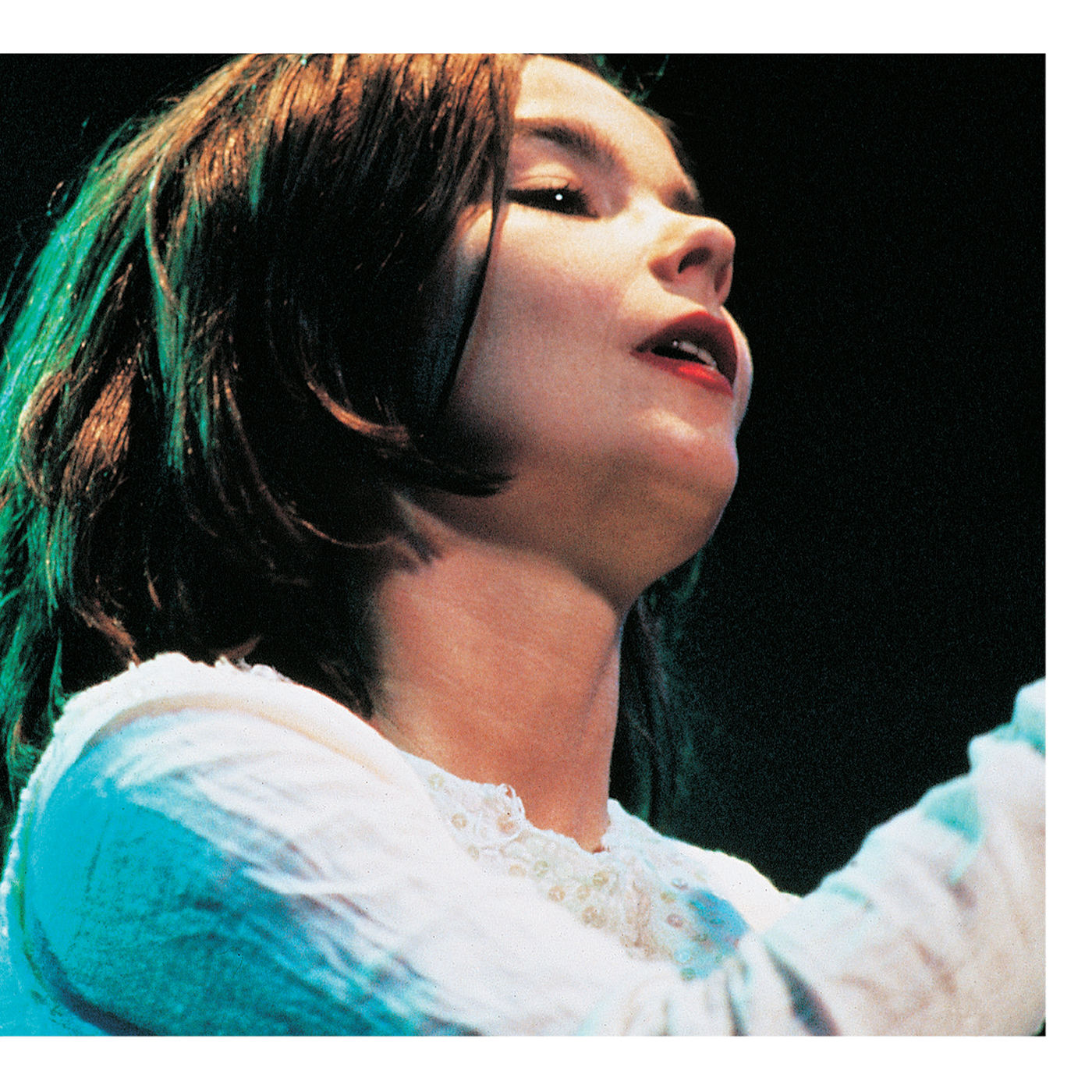 Björk – Debut (Live)【44.1kHz／16bit】澳大利亚区-OppsUpro音乐帝国