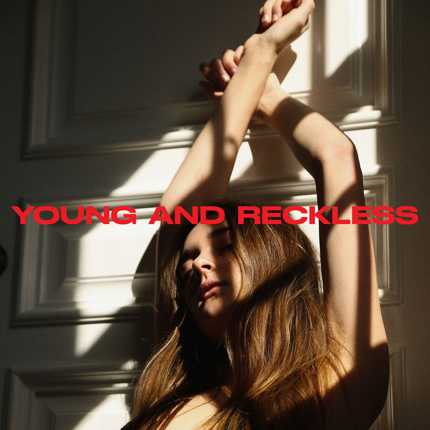 Charlotte Lawrence – Young and Reckless【44.1kHz／16bit】法国区-OppsUpro音乐帝国