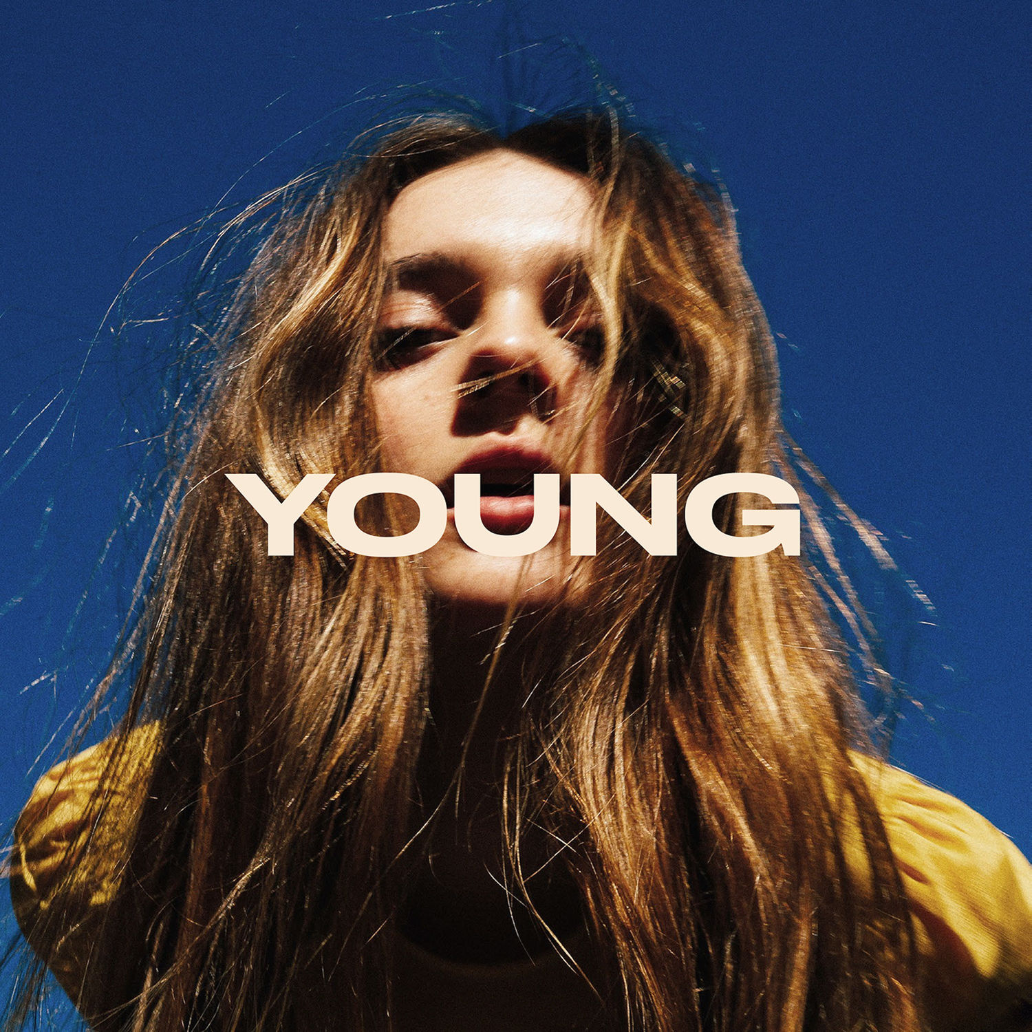 Charlotte Lawrence – YoungⒺ【44.1kHz／16bit】法国区-OppsUpro音乐帝国